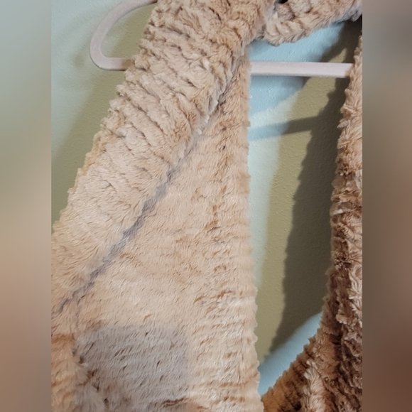 Nude pink blush Soft Scarf - Picture 3 of 3